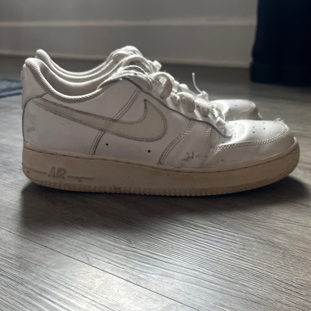 CLASSIC NIKE WHITE AF1